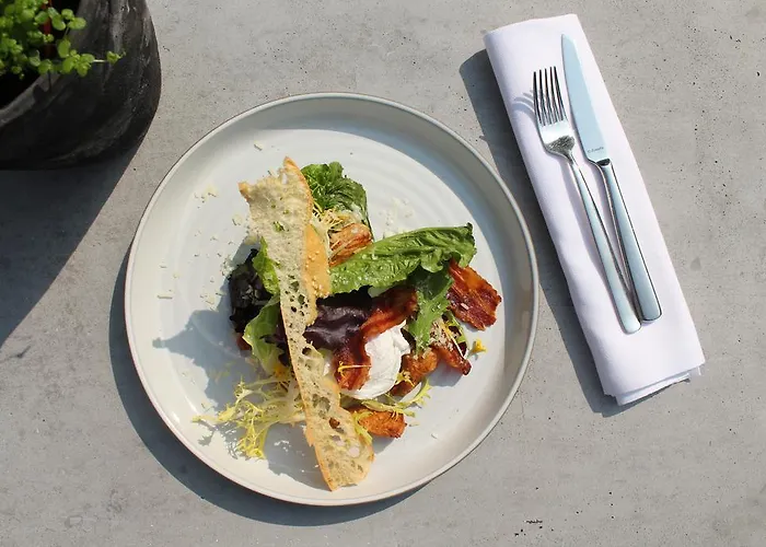 城市酒店 4* 奥斯