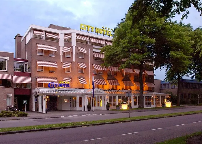 City Hotel